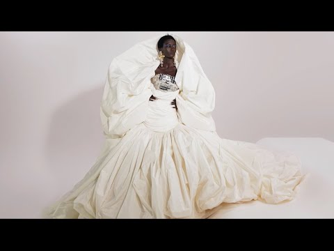 Schiaparelli Haute Couture Fall/Winter 2021/22