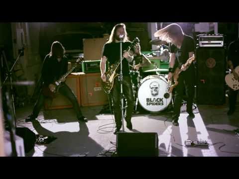 BLACK SPIDERS - Just Like A Woman (Official Video)