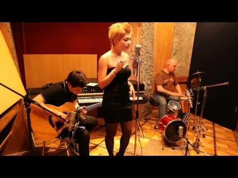 One O' Clock Trio-Like a star (Corinne Bailey Rae acoustic cover)