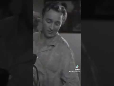 Bing Crosby sings: “Beautiful Girl” - from Going Hollywood (1933)