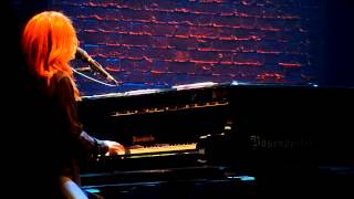 Tori Amos Sydney 20 Nov 2014 Fairytale Ruby Dixie Superstar Jessie&#39;s Cocaine Cooling George DarkSide