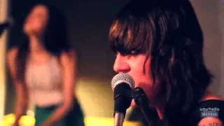 The Coathangers - Sicker