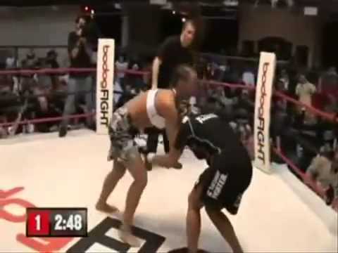 Crazy WOMENS MMA Knock Outs