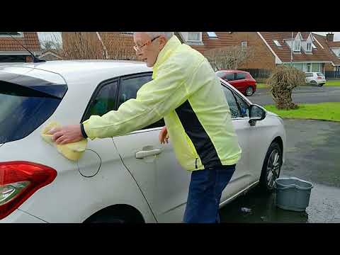 Washing my CITROEN VTR4 Car in Ballygowan in Northern Ireland on Friday 29/01/2026.
