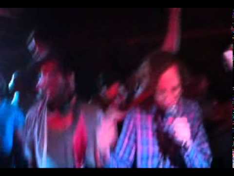 04.06.11 Phonique Feat. Erlend Øye @ XXX