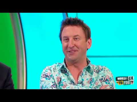 Did David Mitchell write horoscopes for a womens' magazine? - Would I Lie to You? [CC]