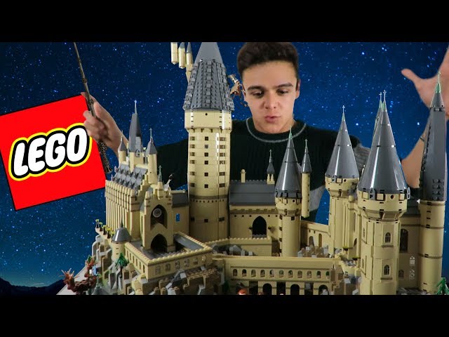 Vídeo relacionado con LEGO Harry Potter. Un año mágico en Hogwarts: Incluye un libro, tres minifiguras, piezas LEGO y un escenario desplegable