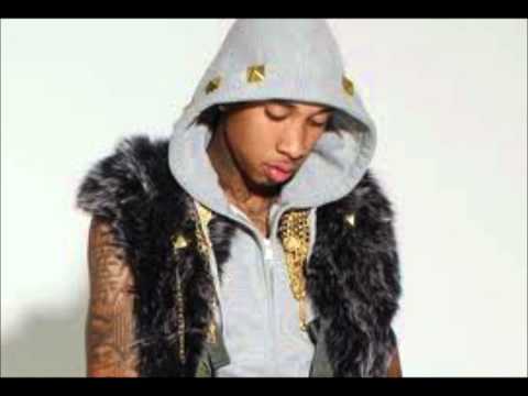 Tyga ft. Travie Mccoy - Coconut Juice