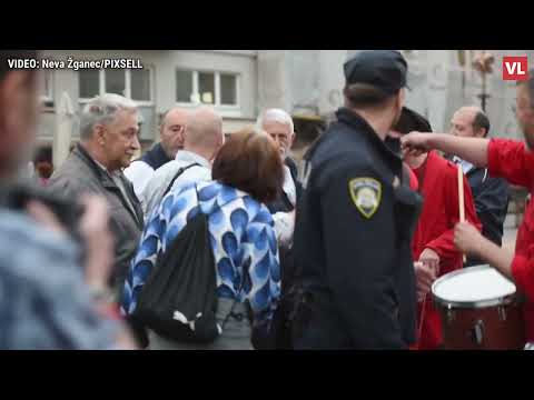 Bubnjari u Zagrebu svojim glasnim sviranjem isprovocirali sudionike misnog slavlja