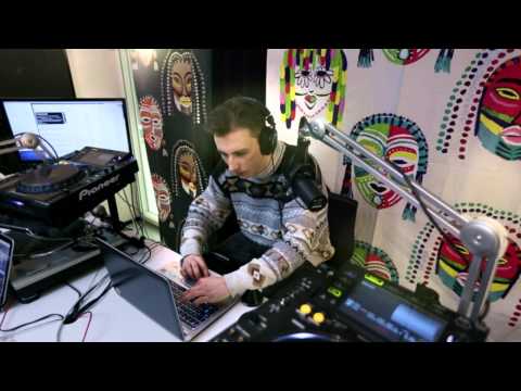 Basso Live: Alex Alfons