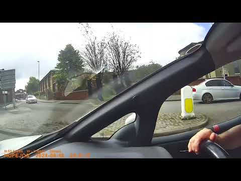 Dangerous Give Way Sign Misconceptions: A Must-Watch Before Your Driving Test!"