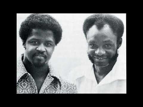 Backfield In Motion - Mel And Tim - 1969