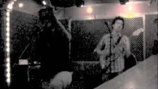 AKUDAMA - Smoke Gets In Your Eyes (The Platters cover) @ Pete's Candy Store
