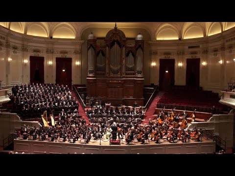 Mahler: Symphony no. 2 - Benjamin Zander, Boston Philharmonic Youth Orchestra