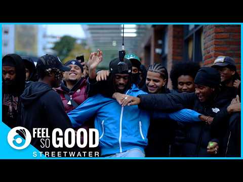 Xeno & Moski - Batman (Mic Performance) | Straatwater Sessie