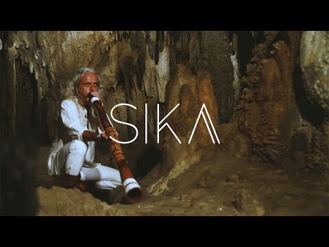 Sika - Live Didgeridoo in Ngarua Cave