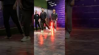 Download lagu Ek Chumma Lyrical Song|Housefull 4 | Akshay K, Riteish D,Bobby D, Kriti S,Pooja, Kriti K| Sohail Sen mp3 Download lagu Ek Chumma Lyrical Song|Housefull 4 | Akshay K, Riteish D,Bobby D, Kriti S,Pooja, Kriti K| Sohail Sen mp3