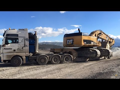 Transporting The Caterpillar 365C Excavator By Side - Fasoulas Heavy Transports