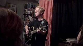 Black 47 &#39;s Larry Kirwan performs &quot;Sleep Tight in New York City&quot; 04/09/2010