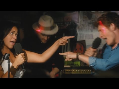 Jane The Virgin 3x06 - Jane and Michael - "Locked Out Of Heaven"