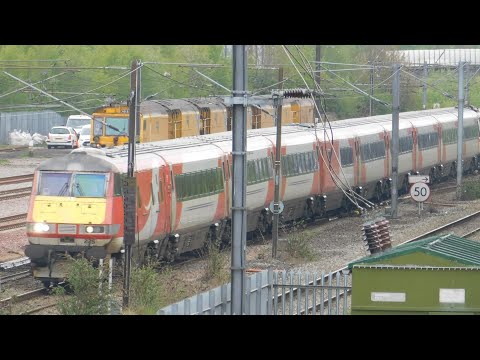 82225 & 91119 Passes Darlington | 5Z30 Belmont Down Yard to Neville Hill T&R.S.M.D. 14/05/21