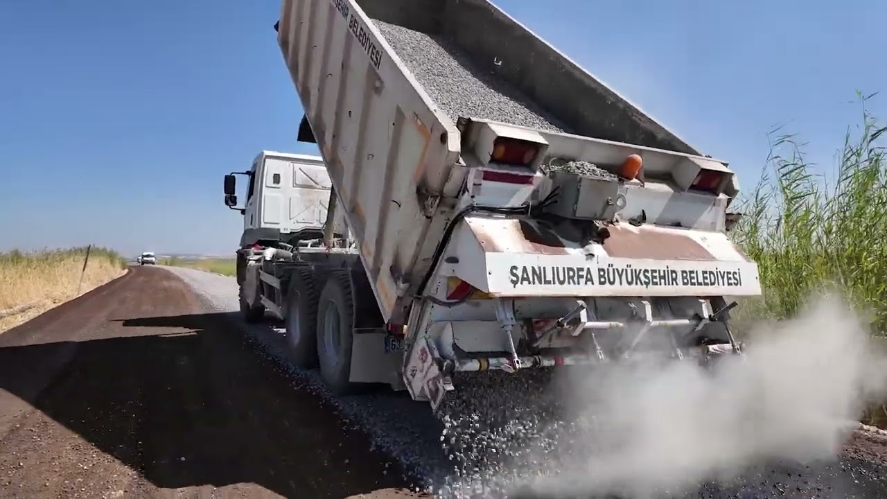 HİLVAN’DA KIRSAL YOLLAR BÜYÜKŞEHİR’LE YENİLENİYOR