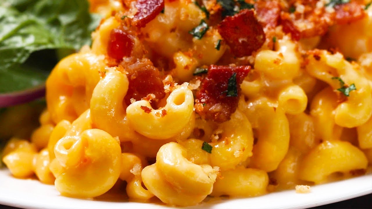 The BEST Bacon Mac and Cheese all in One-Pot! | Easy Mac & Cheese Recipe!