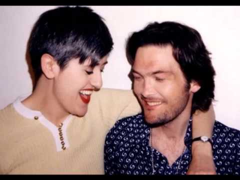 download lagu mp3 mp4 Everything But The Girl Talk To Me Like The Sea, download mp3 Everything But The Girl Talk To Me Like The Sea free downloadn, video klip Everything But The Girl Talk To Me Like The Sea