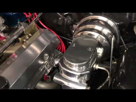 Electric vacuum pump for brakes gbody