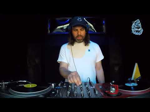 The Blue Oyster: Cyryl / 29.07 / 18 - 19