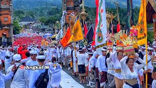 Download lagu Padat, Ribuan Umat Hindu, Melasti Tegal Suci,Karya Ida Bhatara Turun Kabeh,Pura Agung Besakih Bali mp3