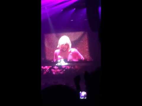 SS5 London 09/11/13 -  Ryeowook and Kangin (Girl Group Dance)