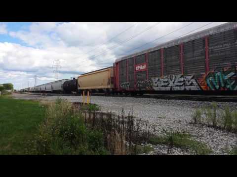 CP 241 with CP ES44AC #8873 and AC44CW #9761