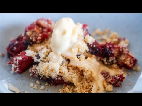 Ultimate Air Fryer Recipes | Apple & Berry Crumble