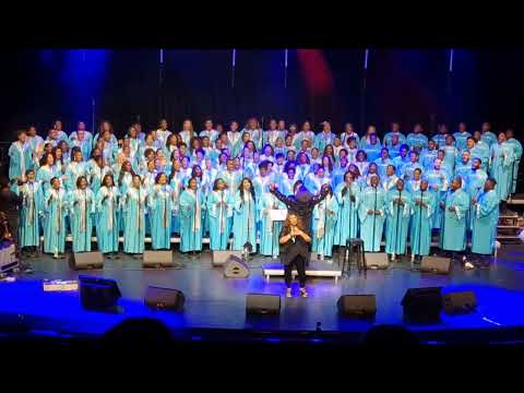 For every mountain - Kim Burrell & Total Praise Mass Choir - Gospel Festival de Paris - 06.11.2022