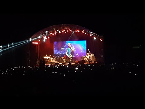 Chhekyo Chhekyo Deurali Dada || Nepathya Live concert in Nepalgunj
