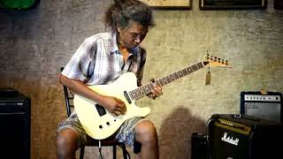 Video thumbnail for FERNANDES  TEJ 75 by Surin Vintage