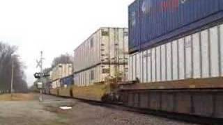preview picture of video 'Union Pacific UPS Train'