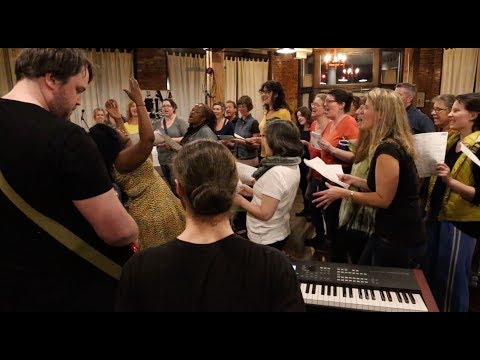 Crowdsource Choir Sings Metallica's "Enter Sandman"