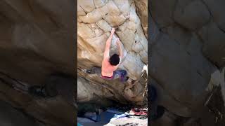 Video thumbnail of War And Peace, 8a+. Cape Town