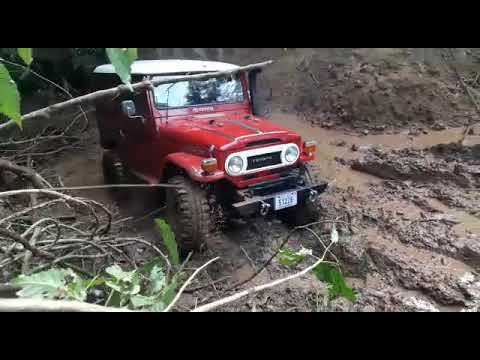 Toyota Land Cruiser BJ40 (HJ45) (FJ40) 1972