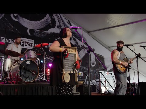 Reverend Peyton's Big Damn Band - "Pot Roast and Kisses" Live @ FADER FORT SXSW 2015