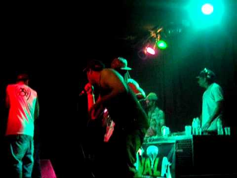 Swing - Pentagono( part. Marechal, Max BO e Kamau) Up Club