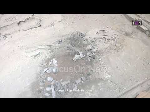 download lagu mp3 mp4 Vesuvius Glass, download lagu Vesuvius Glass gratis, unduh video klip Vesuvius Glass