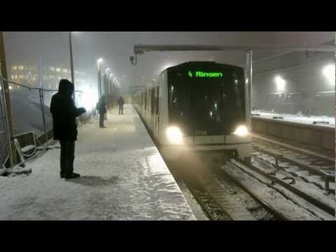 Oslo Metro - Ensjø stasjon 3  januar 2013