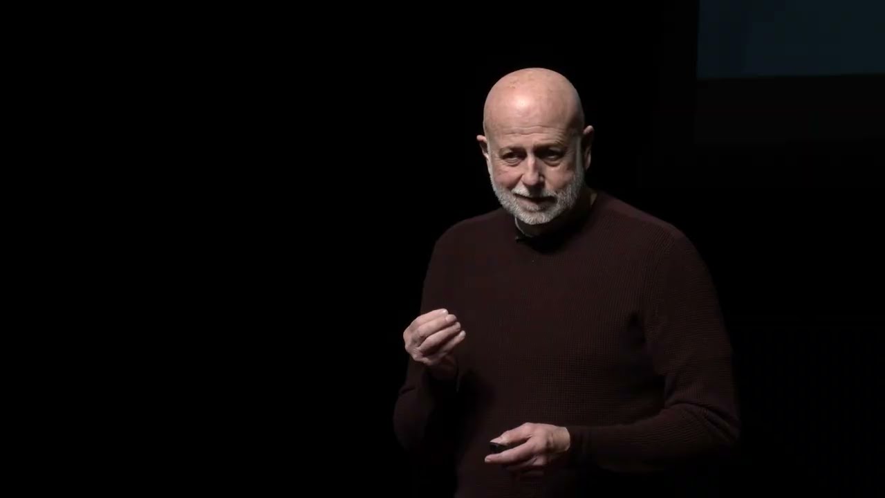 Paul Glover on stage