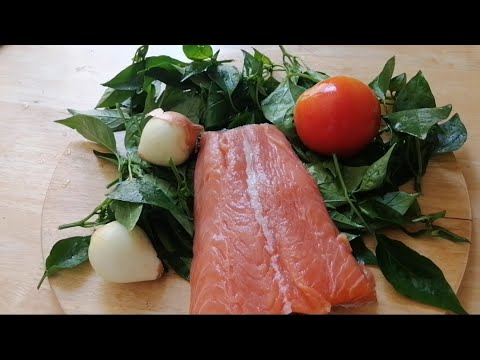 Magluto tag sinabawan na salmon na may talbos na sili