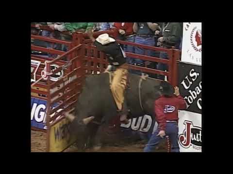 PBR 1999: Rampage Wrecks Rogerio Ferreira