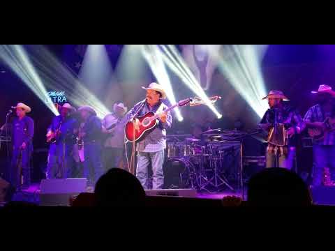 Roberto Pulido y Los Clasicos - Señorita Cantinera