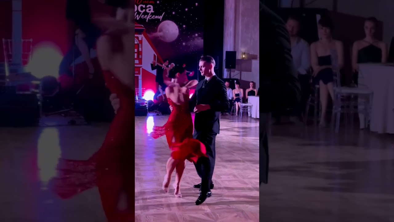 🤍 Follow @tangoexpo Performance: @valentin.bobkov.93 y @katerina_tsybrova #tango #tangoargentino